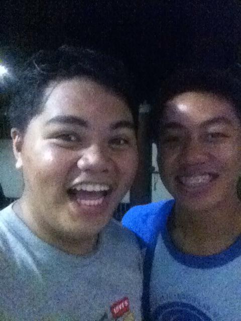 bhoskmark's tweet photo. Kupals unite! yesternight! @irvincabal #kelbin #dyes #gabo GANOOOOOOON! http://t.co/9wXjf9ffhB