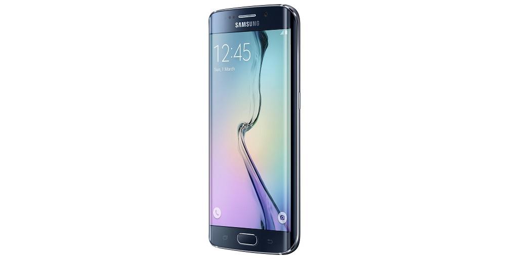 bt_uk's tweet image. The #SamsungGalaxy6 Edge has arrived in the #BTShop - in style. RT to WIN one! #BTMobileEdge po.st/BTShop