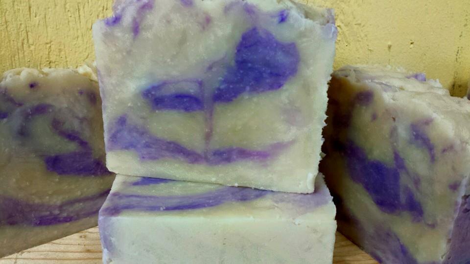 LisaFCSW's tweet image. You know what? USE THE GOOD STUFF! Life is way too short to save it 'for later'. You deserve it! #usethegoodstuff