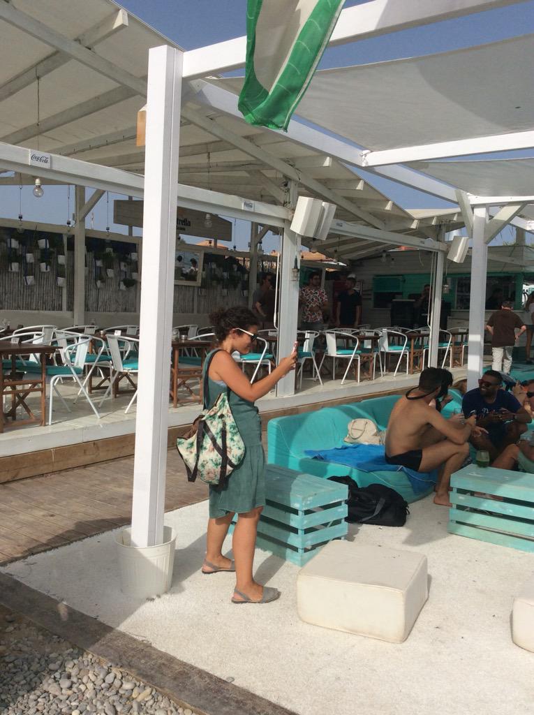 alacartemenus's tweet photo. Estamos en @holaclubsitges ¡Un paraíso en Sitges! #gastromoment #playita http://t.co/hr2HD41Dxl