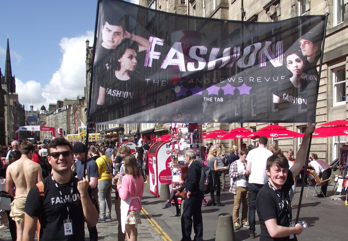 GraemeEdinburgh's tweet photo. @TheStAndrewsRev Seeking attention in today on The High Street as the #Edfring2015 begins. http://t.co/sfwupv6sXr