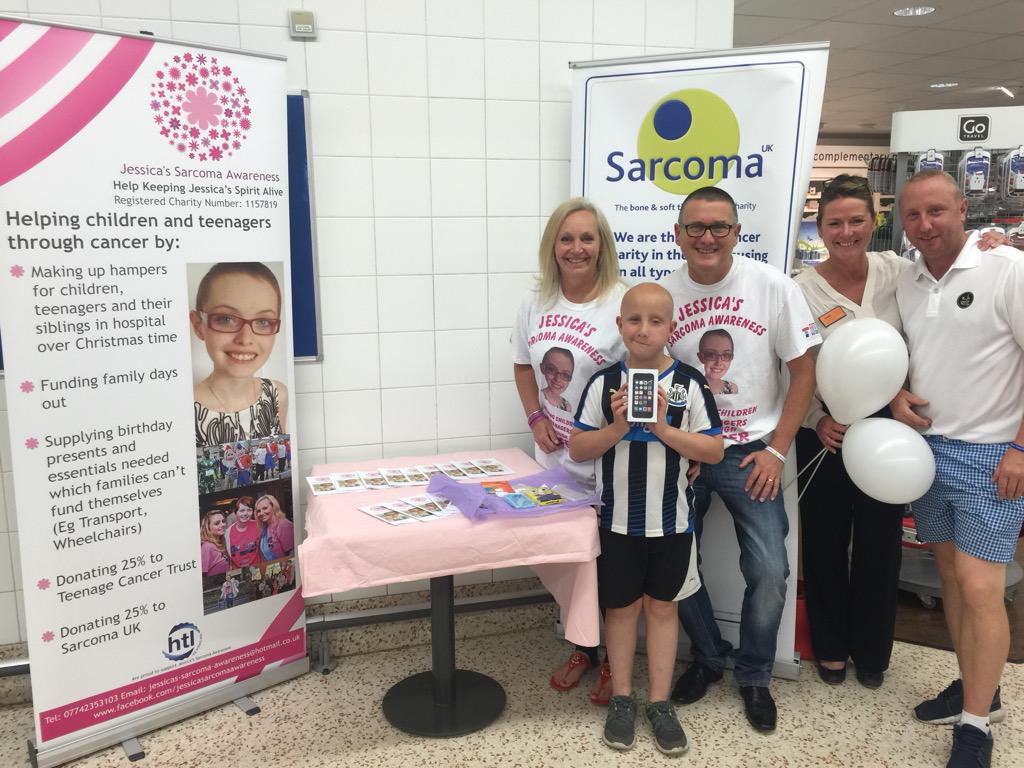 Nathan_Cram's tweet image. Cory receiving his Iphone 5 from @JessicaSarcoma bought with funds raised @sainsburys Cramlington #Charity #N04JS