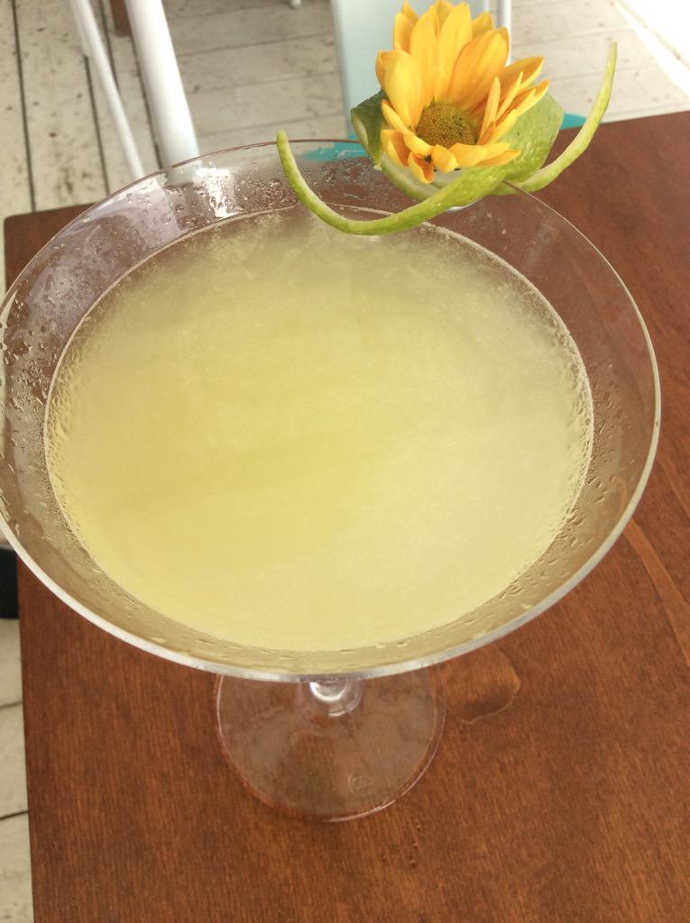 alacartemenus (@alacartemenus) on Twitter photo Hola Cocktail. Cócteles orgánicos en <a href="/holaclubsitges/">HOLA Club Sitges</a> #gastromoment Hola Cocktail. Cócteles orgánicos en <a href="/holaclubsitges/">HOLA Club Sitges</a> #gastromoment