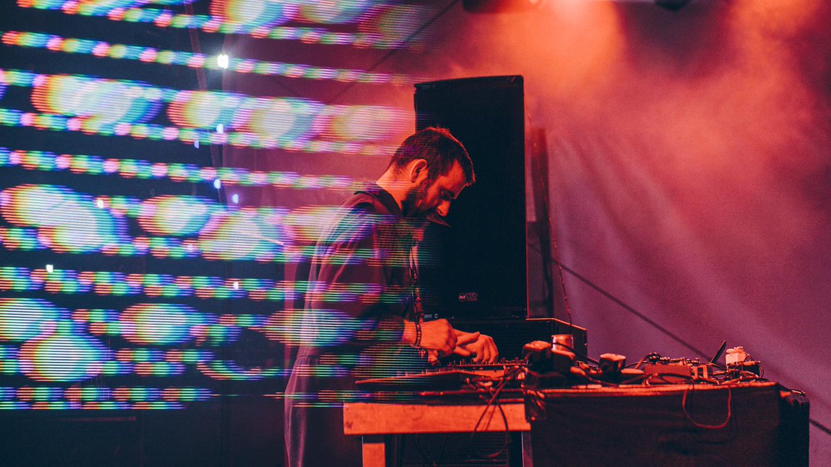 meltfestival's tweet photo. Glitchselektor 👌 @modeselektor #melt2015 #glitchart http://t.co/JR29BETkV3