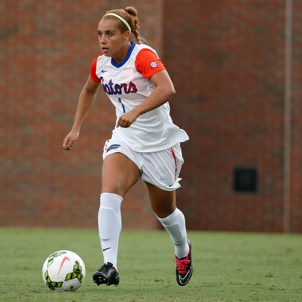 GatorsSoccer's tweet photo. #Gators Karina Gutsche &amp; Lauren Silver graduate Saturday - http://t.co/mWnqtciR9D
#UFGrad
#GoGators http://t.co/RV9cciOm2Y