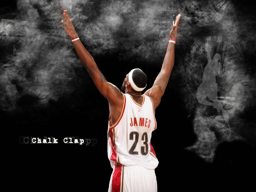 allidebona's tweet image. Who does it better? 
ME or @LeBronJames?
 📷@arhscana RT 👏🏻👏🏻 @Nike @NBA @KeepBalletAlive