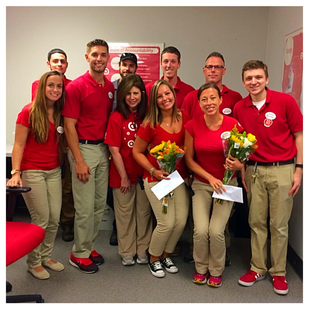 T1133 will miss you Steve!!🎯 #bestinternEVER! Good Luck😃 <a href="/sbbstarget/">Steve B</a> @neilstrongTGT @JennaWalker422 <a href="/Courtney_Elbert/">Courtney Safka, MBA</a>