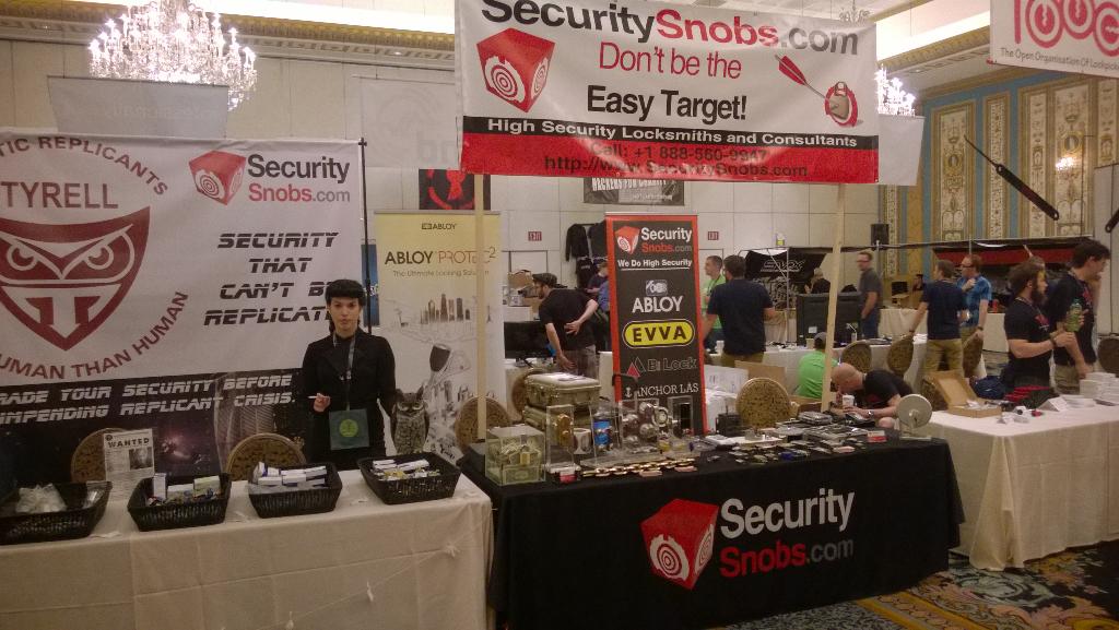 SecuritySnobs's tweet image. #defcon high security is here, see the latest. Take our pick challenge and win $400.