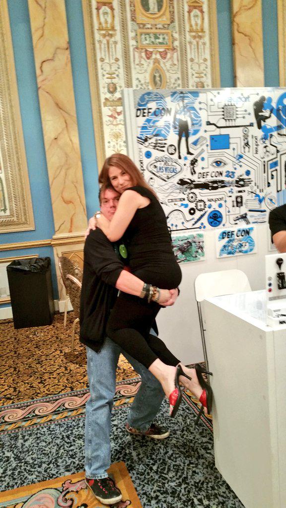 jaysonstreet's tweet photo. Thanks @theKeyport love your @_defcon_ gear! &amp; #AwkwardHugging :-) http://t.co/3lMmaDpnDD