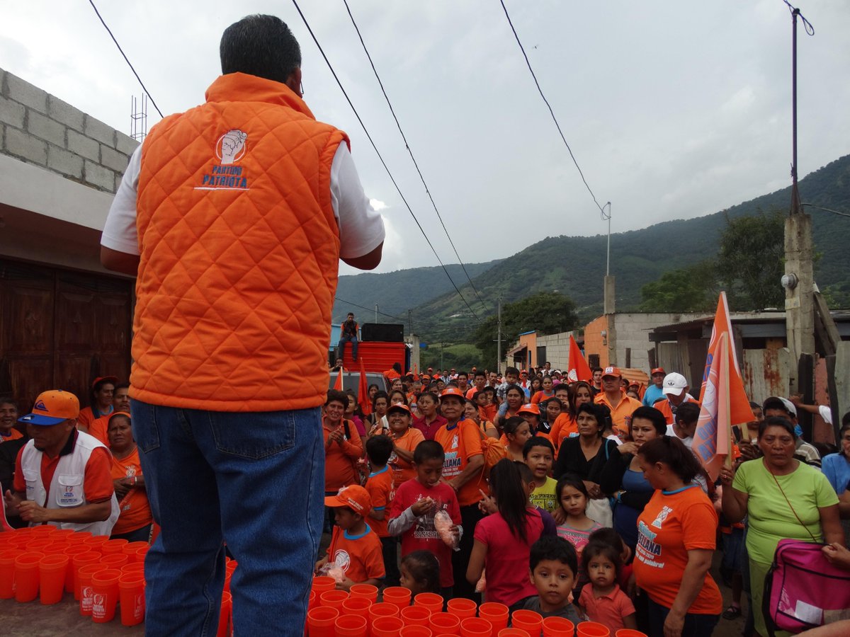 MainorOreAmati's tweet photo. amigos los imito a que nos acompañen este fin de semana en villa alborada #amatitlan #voto2015 #guatemala #Elecciones http://t.co/61z4j1vKPH