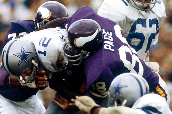 Happy 70th birthday, NFL Hall of Famer Alan Page. Remember when he was the star of the Vikings\ Purple People Eaters? 