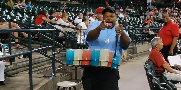 AZSports's tweet photo. Like Grandma made! #Dbacks vendor in running to be named the best in all of MLB - http://t.co/uGLiC0YRkv http://t.co/0rRioTade9