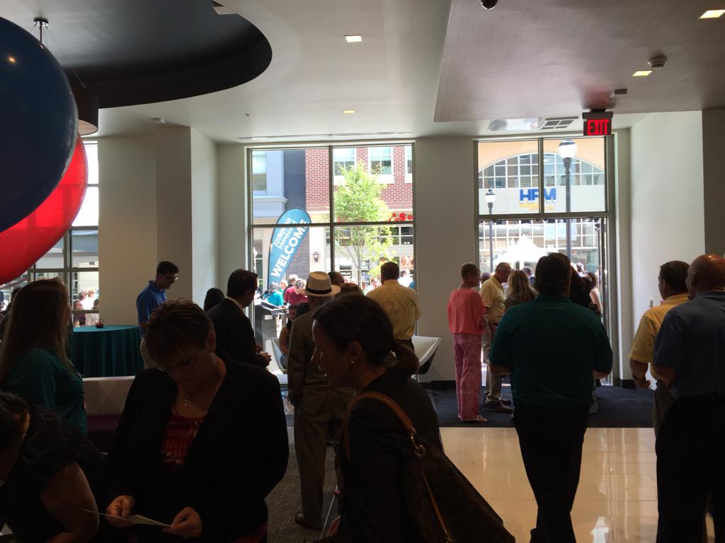 Lush Nails & Spa tweet media