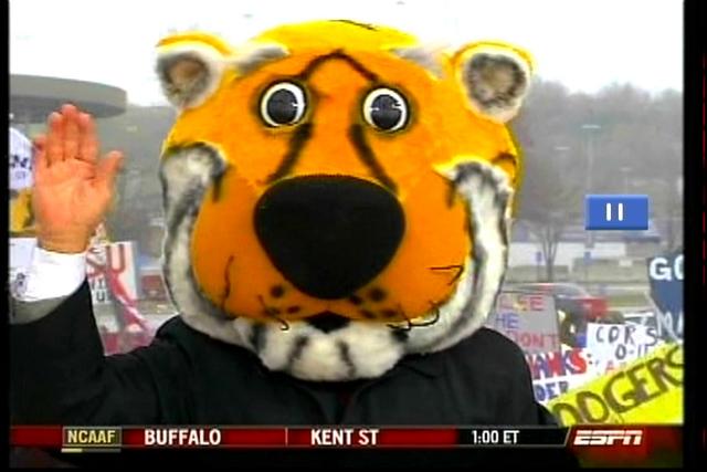 Happy 80th Birthday to Lee Corso from Football! He had the correct pick @ Arrowhead in 2007 