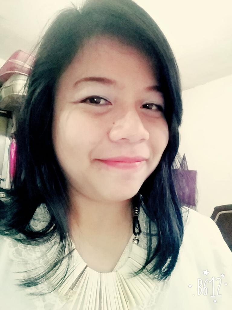 Liarasyidd's tweet photo. Malam... http://t.co/AGyrNsK0FD