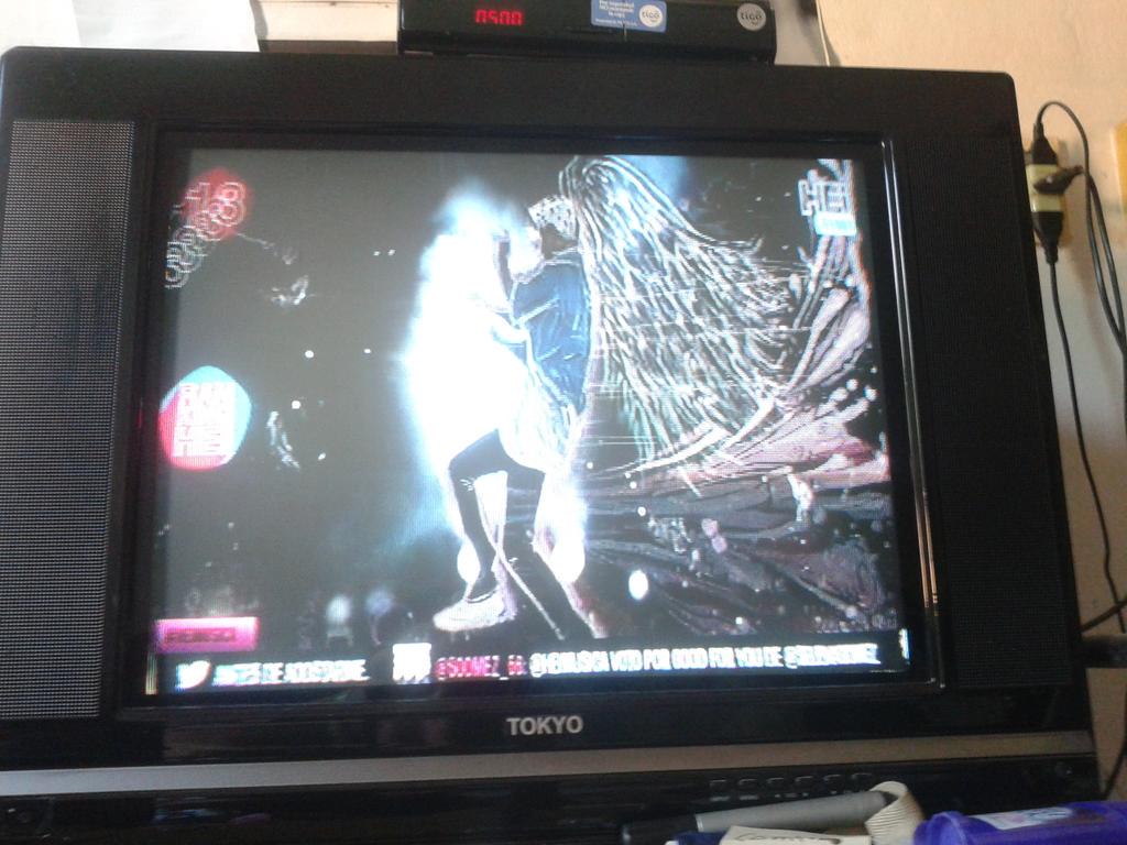MonseGonzad's tweet photo. @heimusica Un Millon De Gracias Por Poner A Justin En el Ranking♥♥♥😍 Ameeee! http://t.co/eRFOYqGAAn