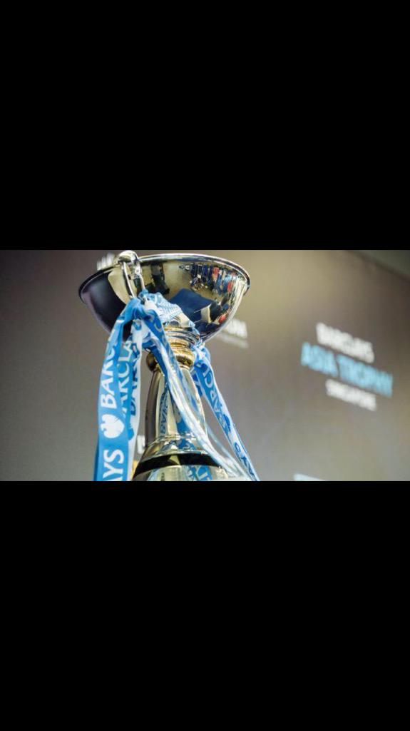 BabatundeCASH's tweet photo. #BPLWhileYouWereAway Arsenal won a supposed treble. http://t.co/j6gsDP7ARd