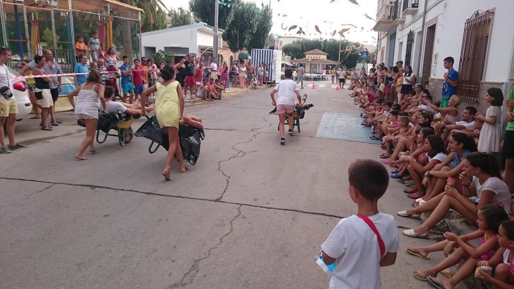 Porque estemos orgullosos de nuestro pueblo, os animamos a que lo visitéis. Les espera hospitalidad y buen ambiente