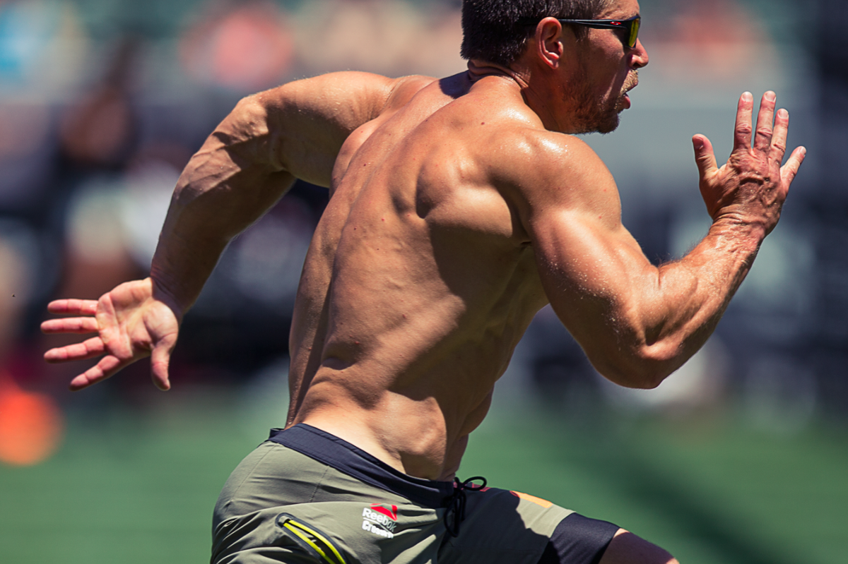 CrossFitGames's tweet photo. "Never quit, embrace the struggle and always #ConsiderItNothing." —@Dan_Bailey9 http://t.co/qOUFzyHHVv