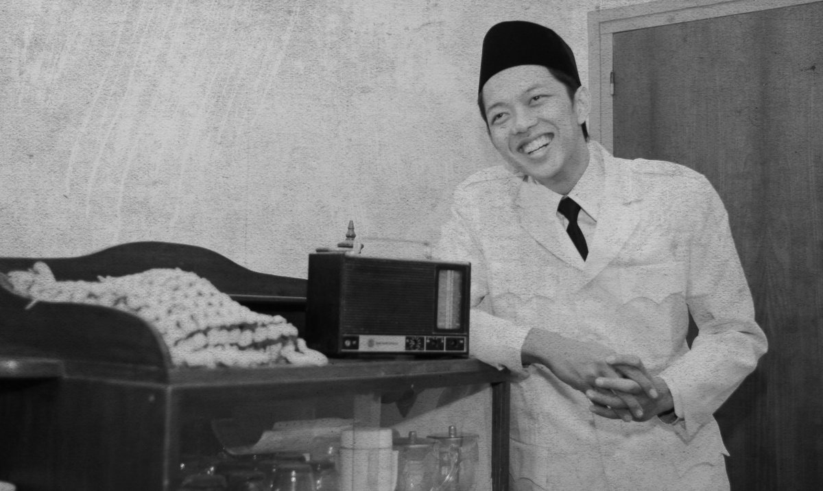 Moektito's tweet photo. Selamat Pagi. tema hari ini adalah Back to the 40's
nantikan video baru tentang kemerdekaan akan terupload sore nanti http://t.co/bHwc9sjbrC