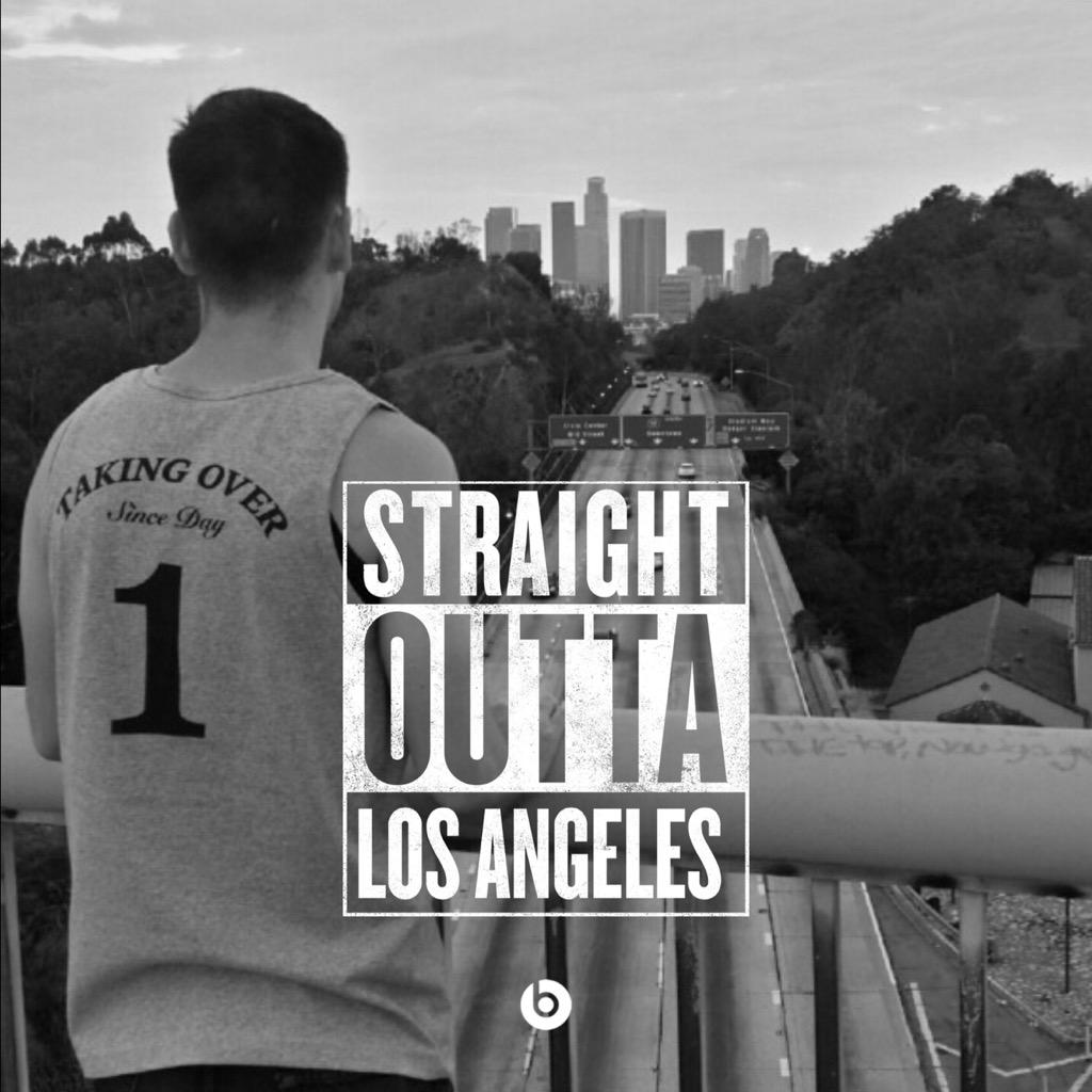 taking_over_co's tweet photo. #DrDre #StraightOuttaCompton #StraightOuttaLosAngeles http://t.co/P2KBHaKrWy