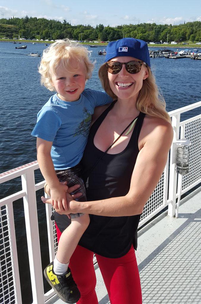 MSKenora's tweet image. Captain Reese and Auntie Allie
#lakeofthewoods