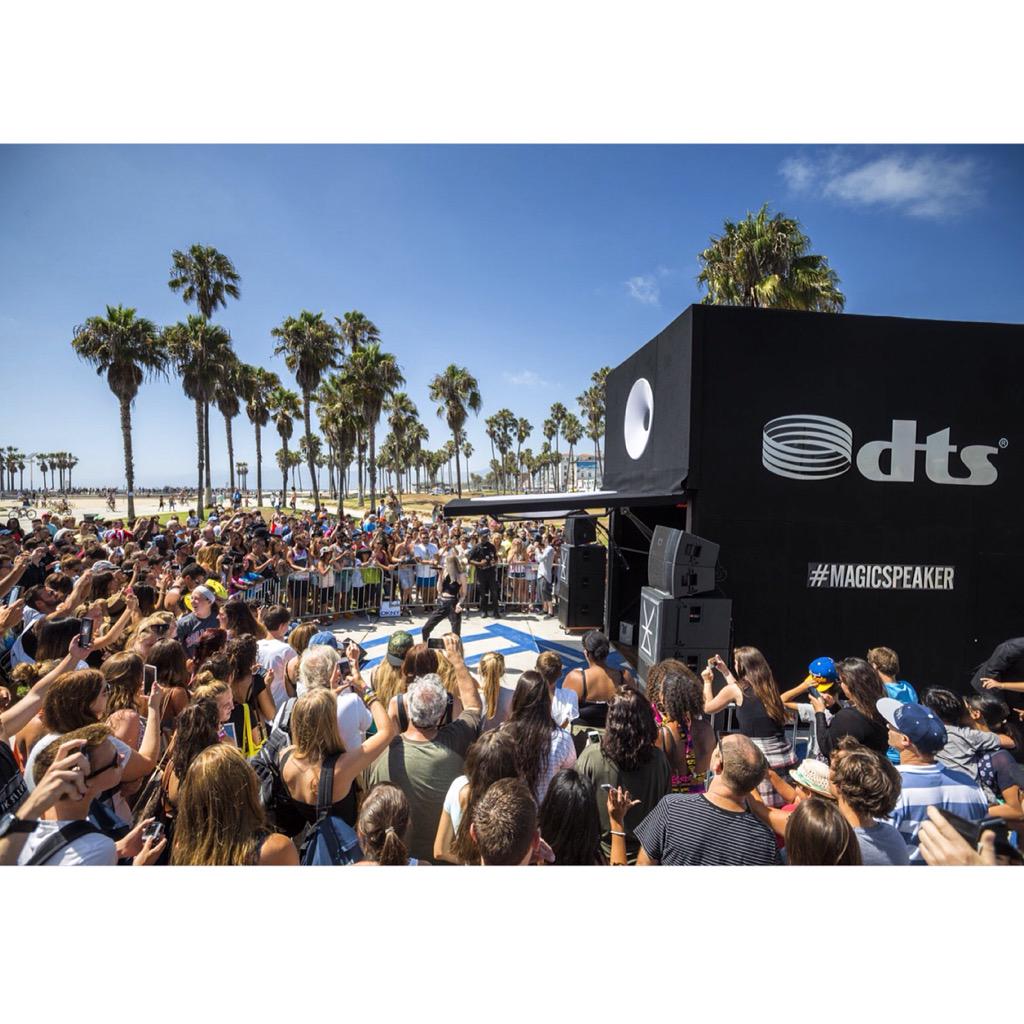 Our friend <a href="/ivylevan/">I V Y</a> celebrates her new album, #NoGood, w/ the 16' DTS #MagicSpeaker in #VeniceBeach. 📷 <a href="/GarthMilan/">Garth Milan</a>