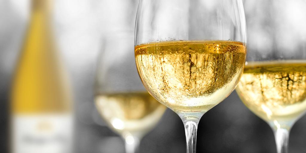 Ménage à Trois Wines tweet media