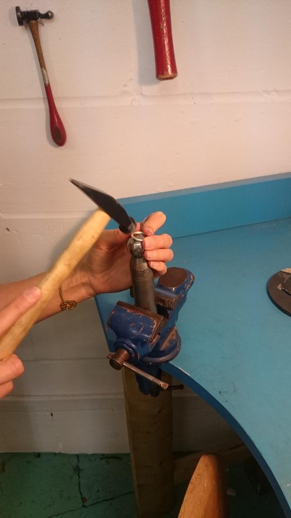 madebyore's tweet photo. Making hammered wedding rings this evening! #walthamstow #e17 #jewelleryclass #alternativewedding #alternativebride http://t.co/F3bXjGGx9o