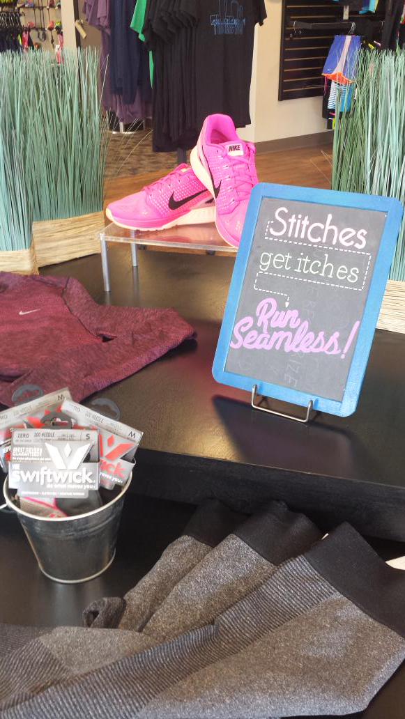 StridersRun's tweet image. Tired of itchy seams? Try out seamless apparel and shoe options at Striders! #stitchesgetitches #runseamless