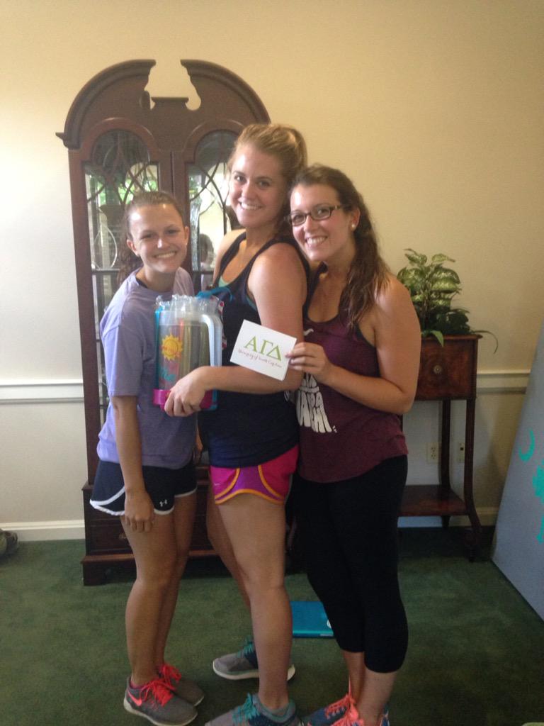 Thanks so much @AlphaGamUSC for the sweet treats in this insane heat!