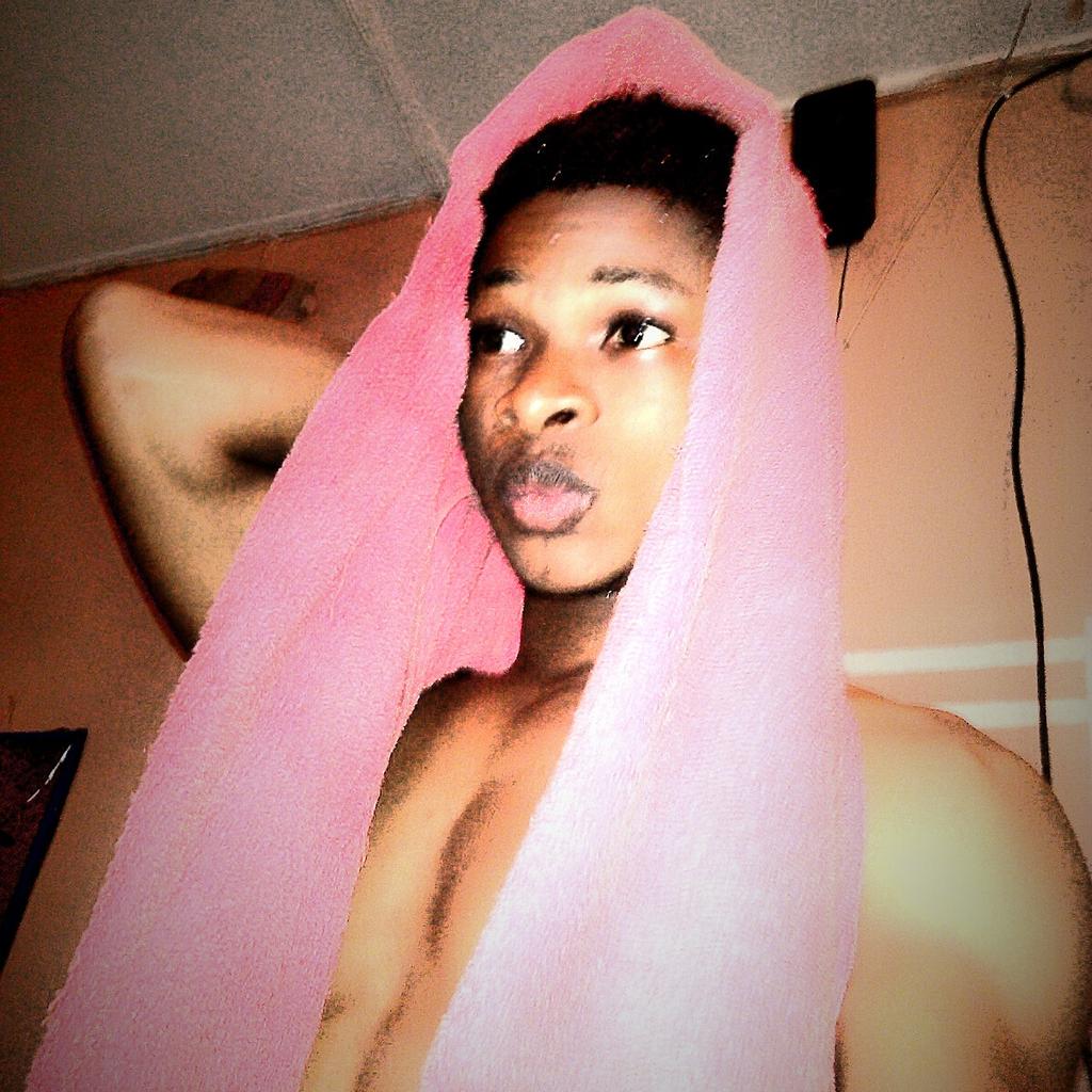 Dee_Lordson007's tweet photo. What u see can be deceiving sumtimes... #Lordson http://t.co/t793ULA3DC