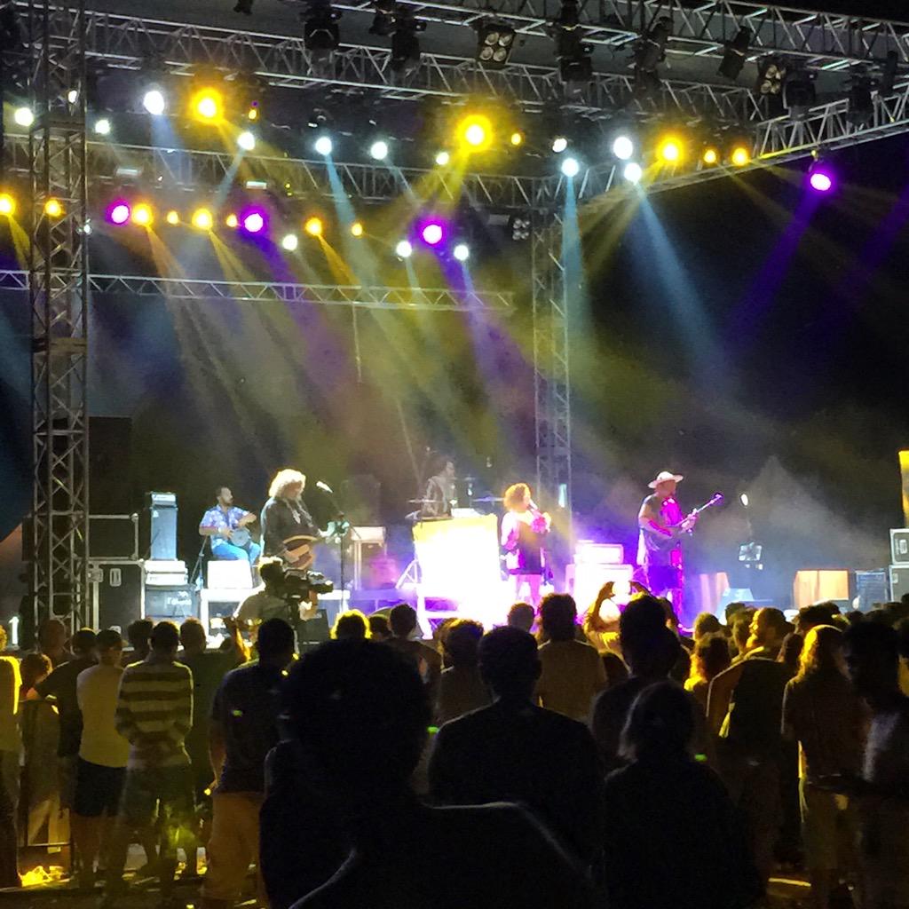 <a href="/Babazula/">BaBa ZuLa</a> <a href="/AliveOpenAir/">Alive Open Air</a>  seferihisar'dayim sanirim.