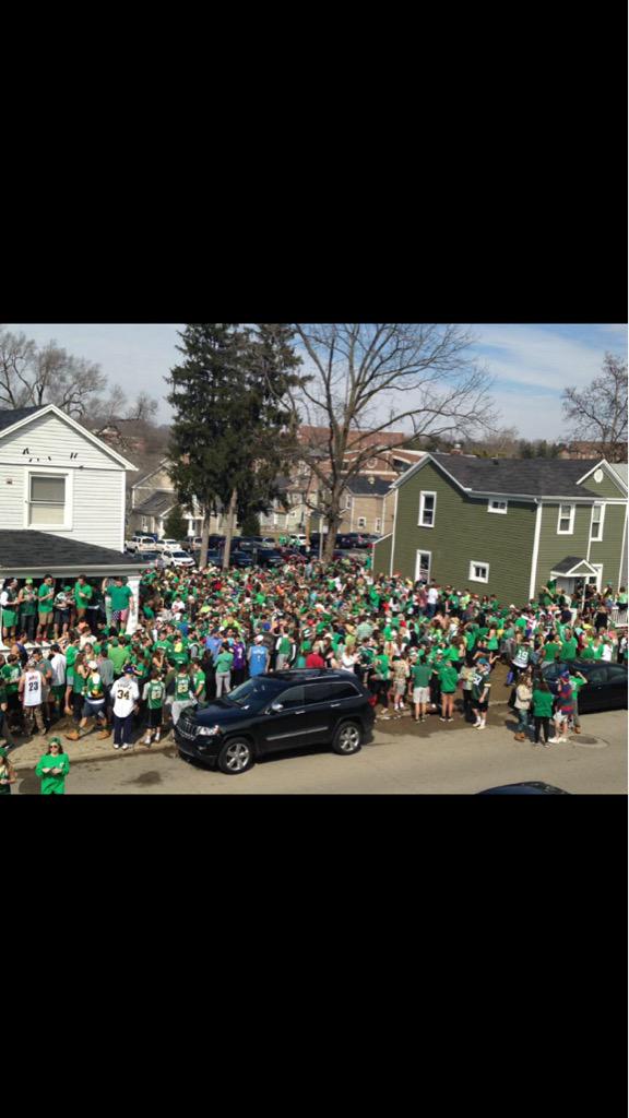 theREALbrianrad's tweet photo. The saddest before and after you will ever see...University of fun killing #RIPSaturdays http://t.co/3e1EDijeED