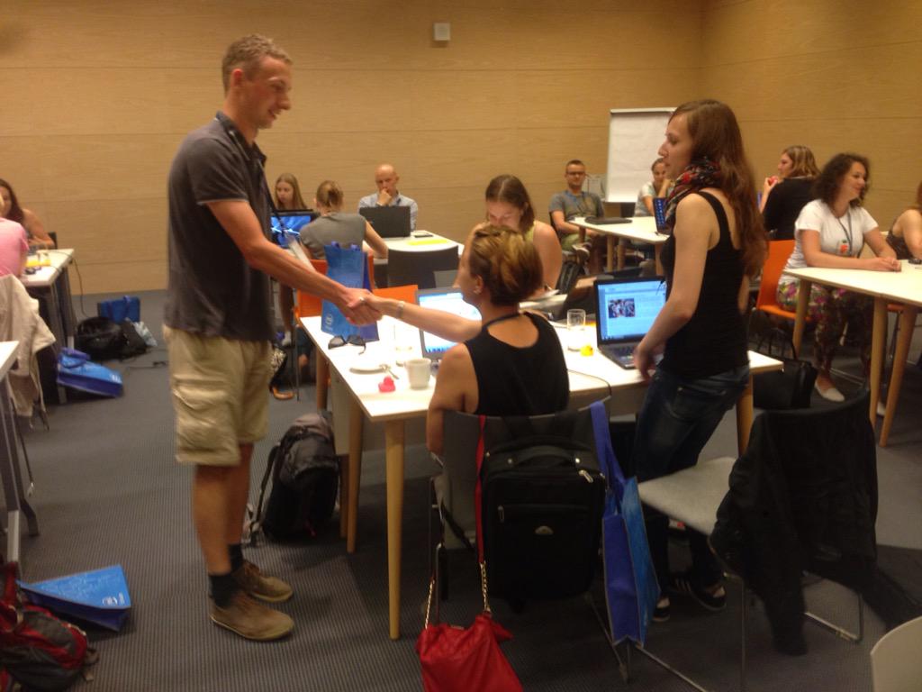 ggcarrots's tweet photo. #CodeCarrotsIntel openning! 1st day! More to come :) @IntelPolska #strefastartup http://t.co/oqjfEIeswE