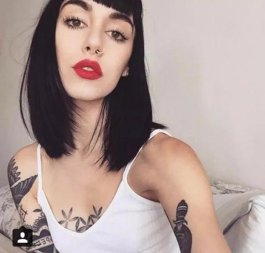 melissadixonn__'s tweet photo. WHY can't I look like Hannah Snowdon http://t.co/yscmjsIjKG
