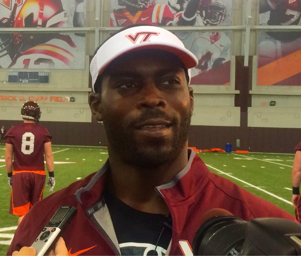 joeamo368's tweet image. “@VT_Football: No. 7s present &amp;amp; past ... 

#VTCampLife http://t.co/hwdifXqb4y” @HughGRection669 @captNAmerica153