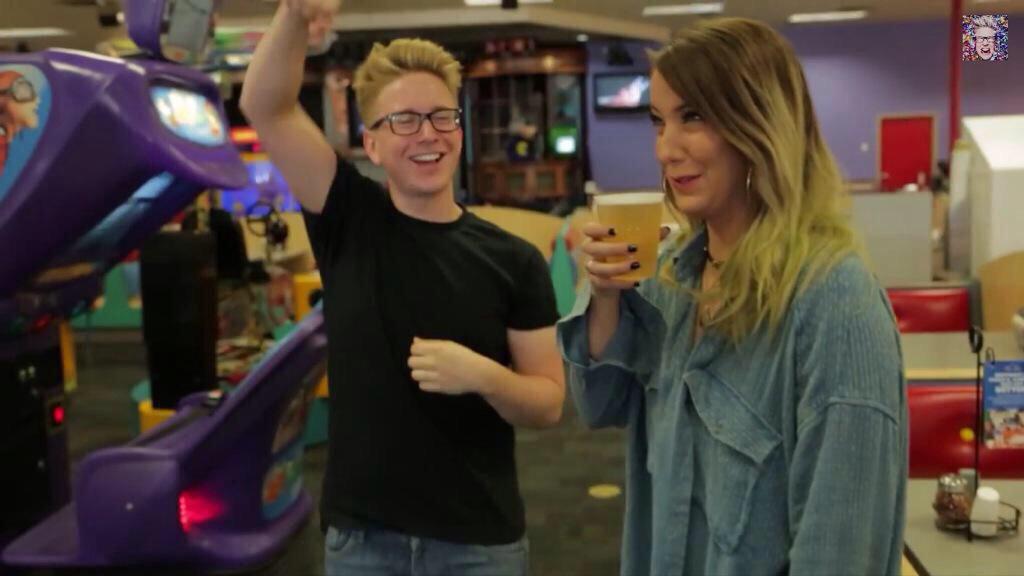 BootifulBaeRP's tweet image. "@mametcwn: Date goals w/ @FakingQueenXL 😍🍻 http://t.co/YPGE7cyOpv" SINNERS