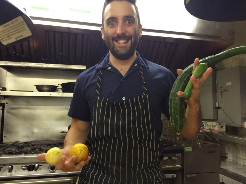 John et ses concombres! Lemon, Suyo long, et les amis! <a href="/lapierre_r/">Lapierre Jonathan</a> #concombre #laloux #bio