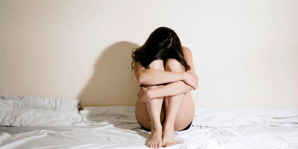 marieclaire's tweet photo. 6 Birth Control Horror Stories That'll Shake You to the Core: http://t.co/0TUzyM3CZA http://t.co/zva2kMr6Xp