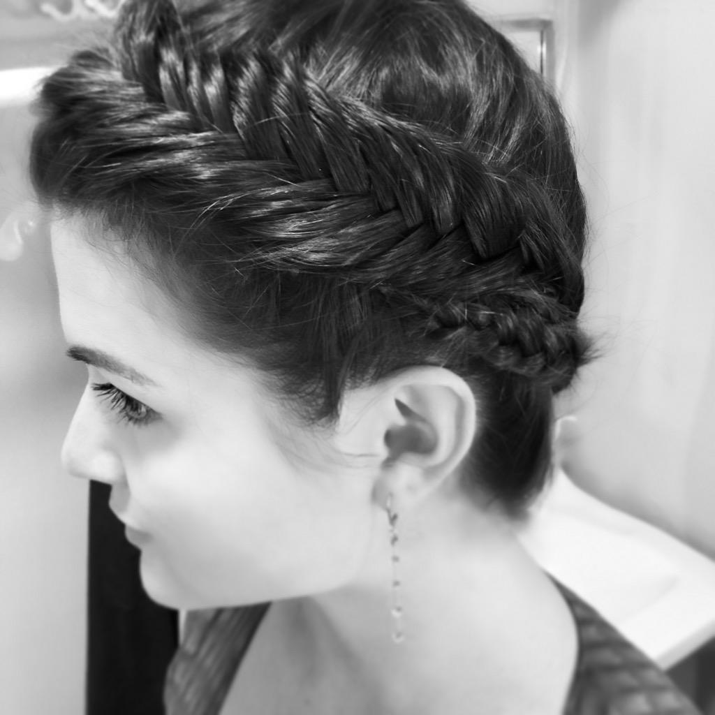sarahpotempa's tweet image. Are u following my #365daysofbraids on @instagram? Day 218 #dutchfishtailbraid on @Phillipasoo for @HamiltonMusical ✨
