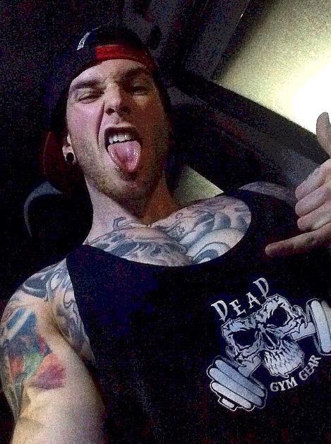 BrandisAustin's tweet photo. Dinner with @QueenAvie_ ❤️😏 http://t.co/JocV55YkSa