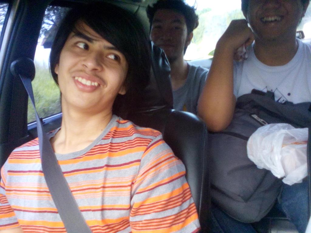 jazdotnet's tweet photo. Beauty rest mode si Katy Perry!! ๐๐ @LawHilario
#induction #ElectroRave #chillmode http://t.co/6dyCztoehJ