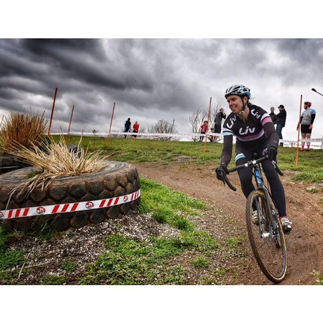 The Honey Badger <a href="/jenny_macca/">Jenny Macpherson</a> @livcycling_aus  ripping up the course #LivBeyond #cxnats2015 #FOJCX