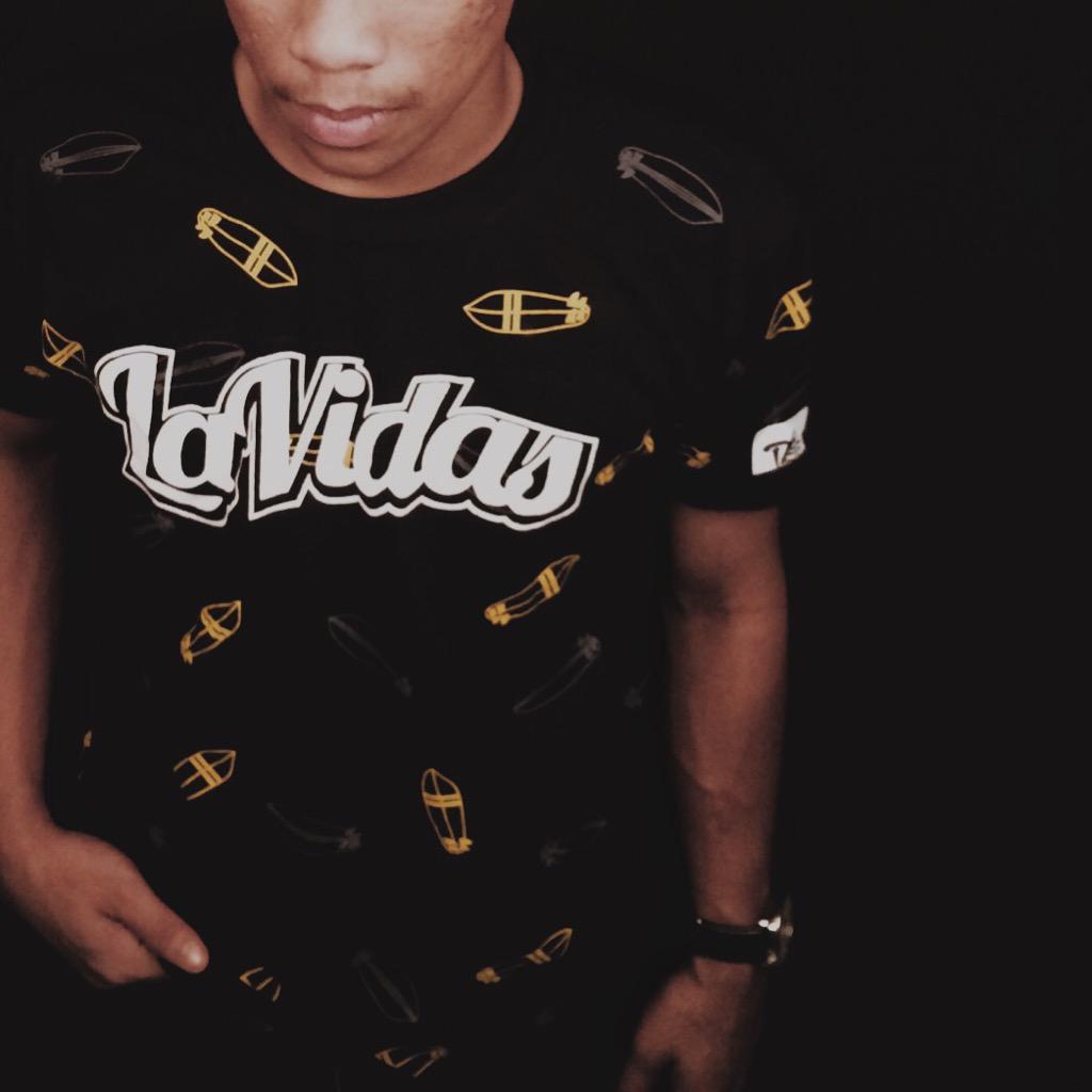 LavidasMY's tweet photo. LaVidas 'The Collection' 0.1 available now at #tempatanfest paroi. #lokalah http://t.co/UfXvmxJK5z