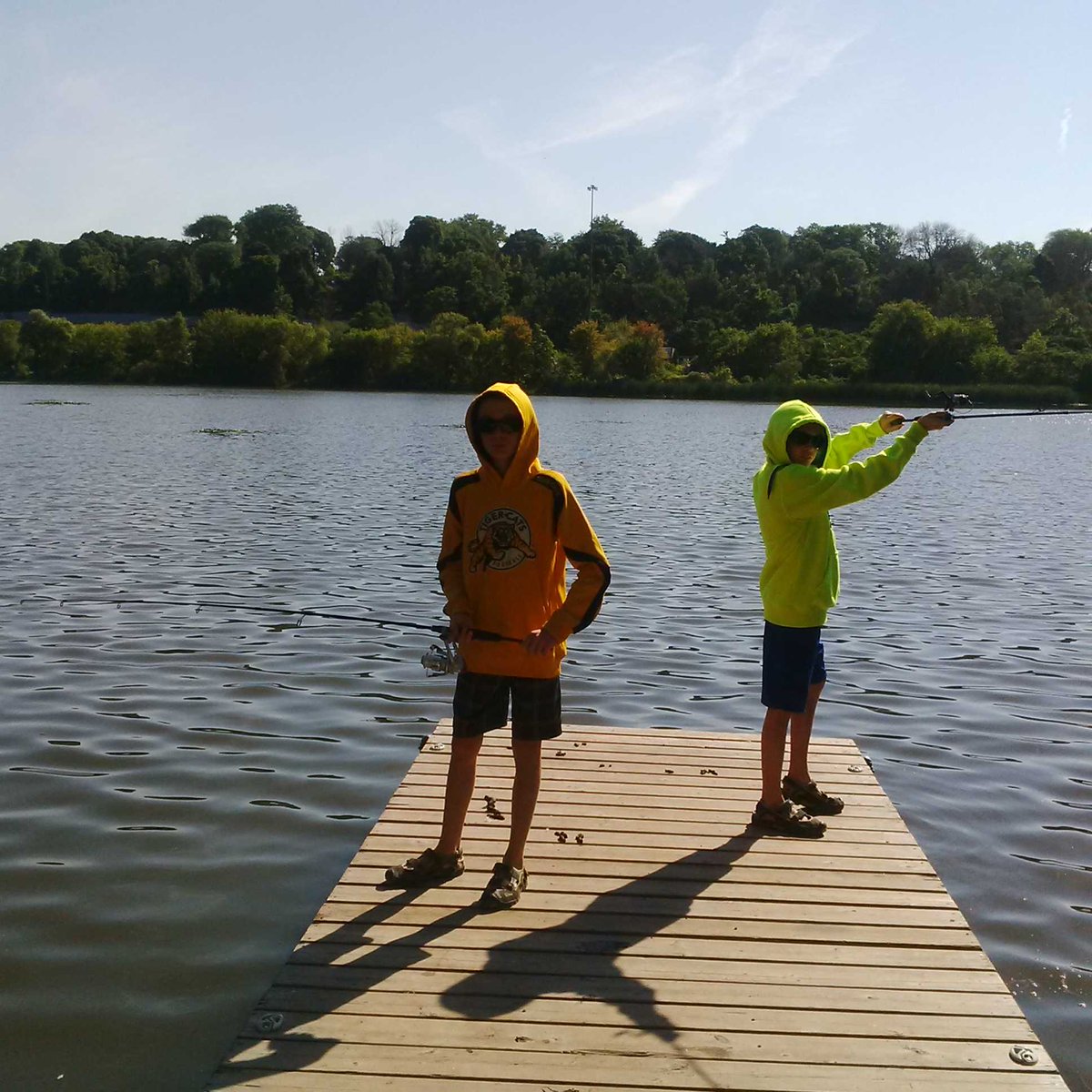 generalleesh's tweet photo. Such a great week with these two angels! #staycation http://t.co/UWfq4FzWLq