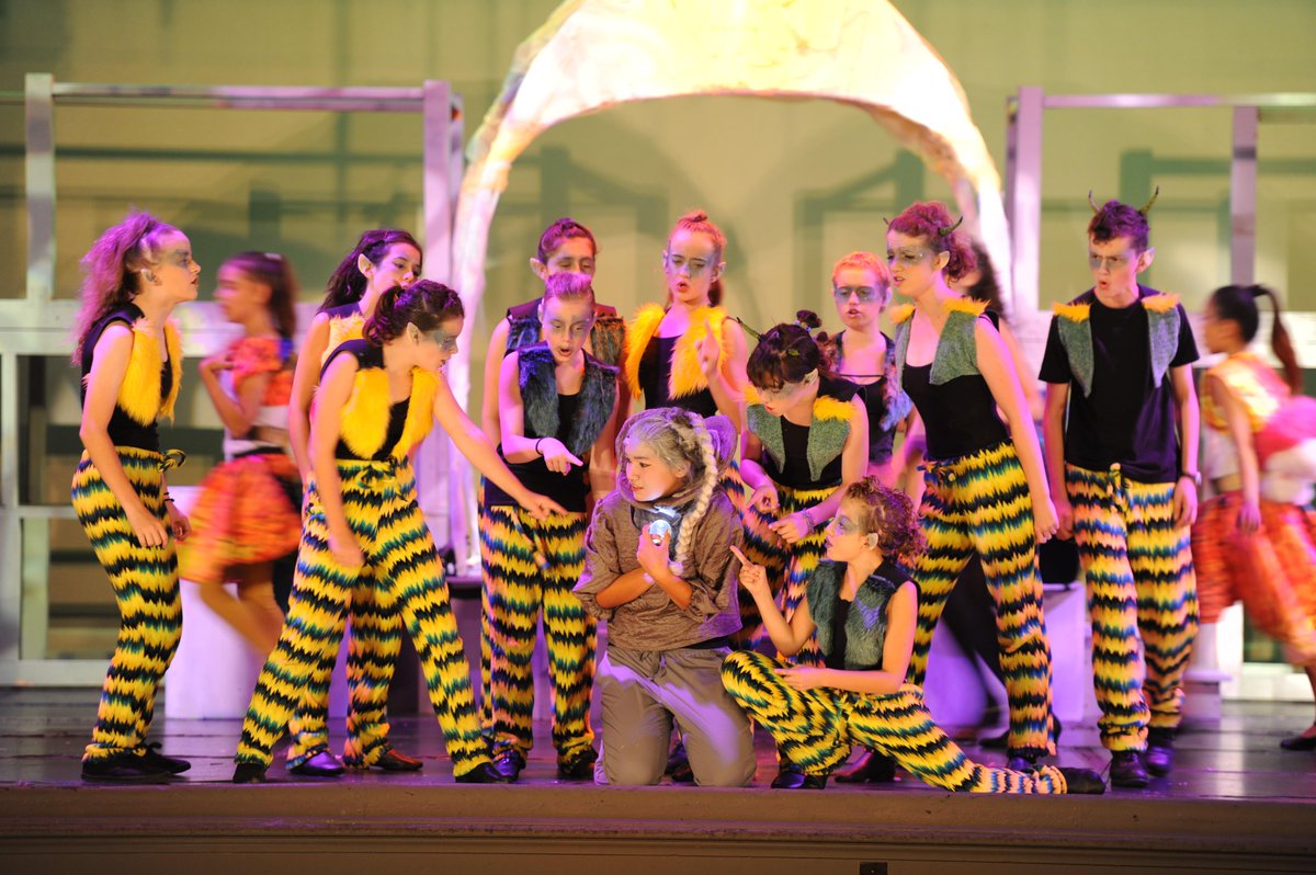 tomyouthrep's tweet photo. SEUSSICAL opens tonight at Kofman Auditorium, Alameda!  Tix available at the door. More info: http:/tyrseuss.bpt.me/ http://t.co/sc1C1MzRLa