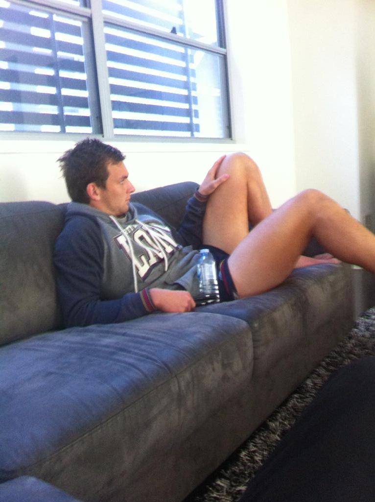 BgoAddySport's tweet image. Billy Evans relaxing on morning of afl debut for @brisbanelions , good luck billy pic Nathan Fitzpatrick