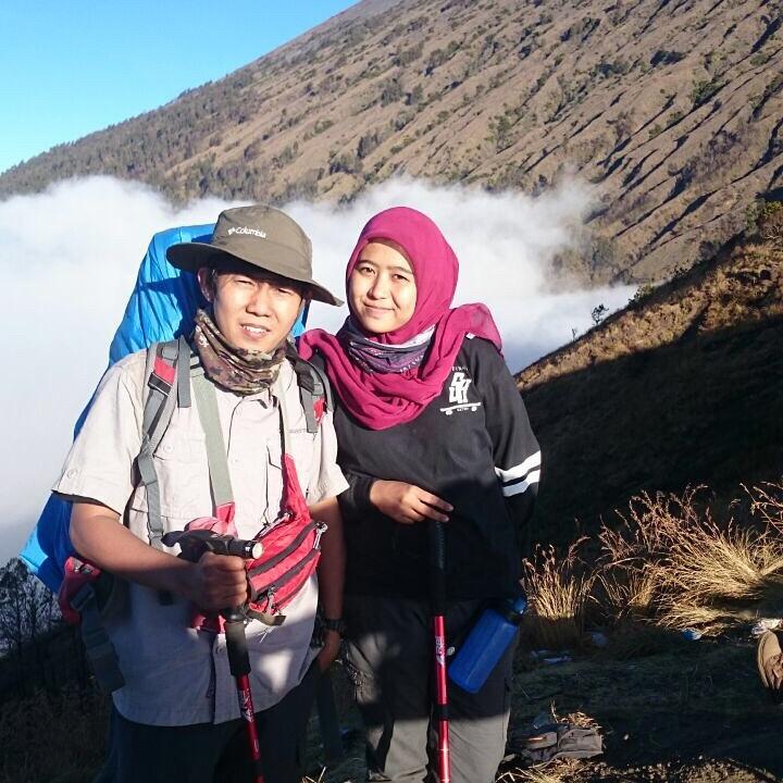 📷 by : Astyrahmawati
⛺.     : mt rinjani 
👕.     : Sixteen Hours