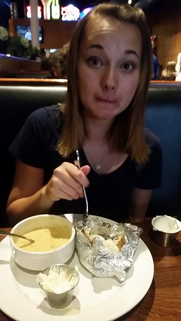 NDaeger's tweet photo. Waiter - "How's your food?"
@moe_rissa - "..." http://t.co/E9bqnsApuc